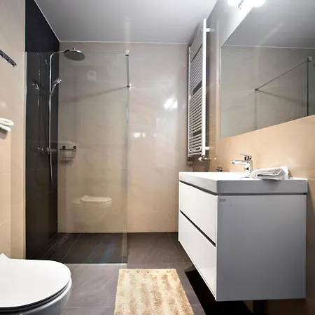 P&o Serviced Nowy Ursus