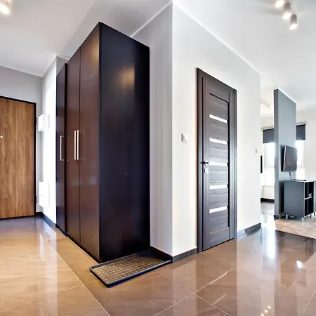 P&o Serviced Nowy Ursus